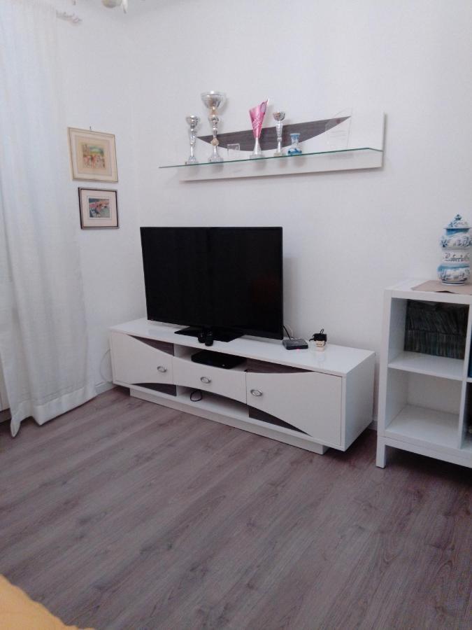 Da Qui, Il Mare Apartment Genoa Luaran gambar